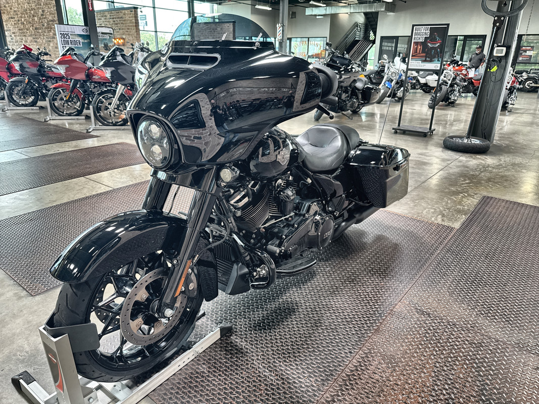 Street Glide® Special