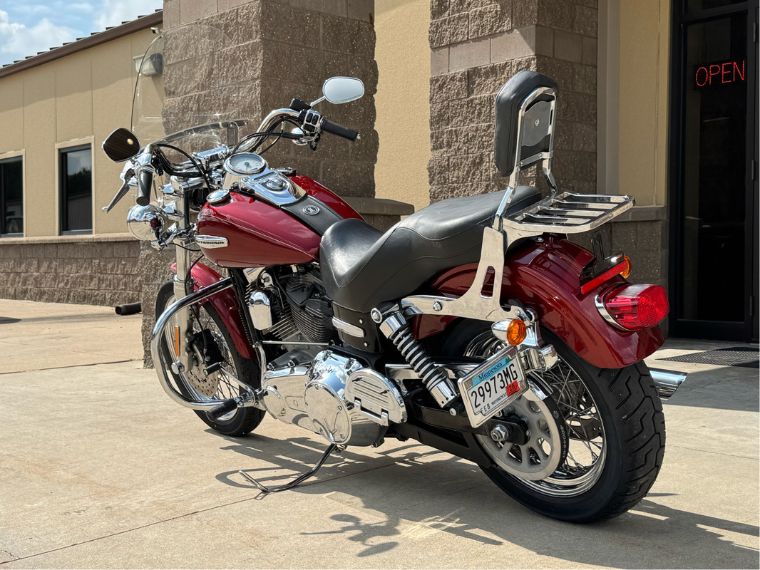 Dyna® Super Glide® Custom
