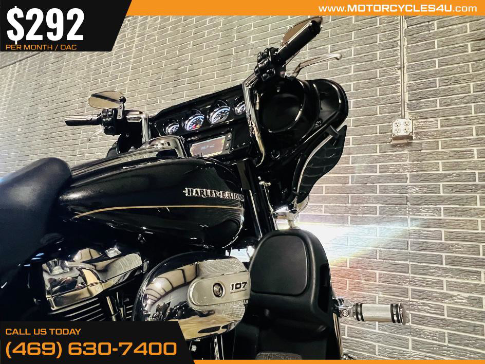 Electra Glide® Ultra Limited® Low