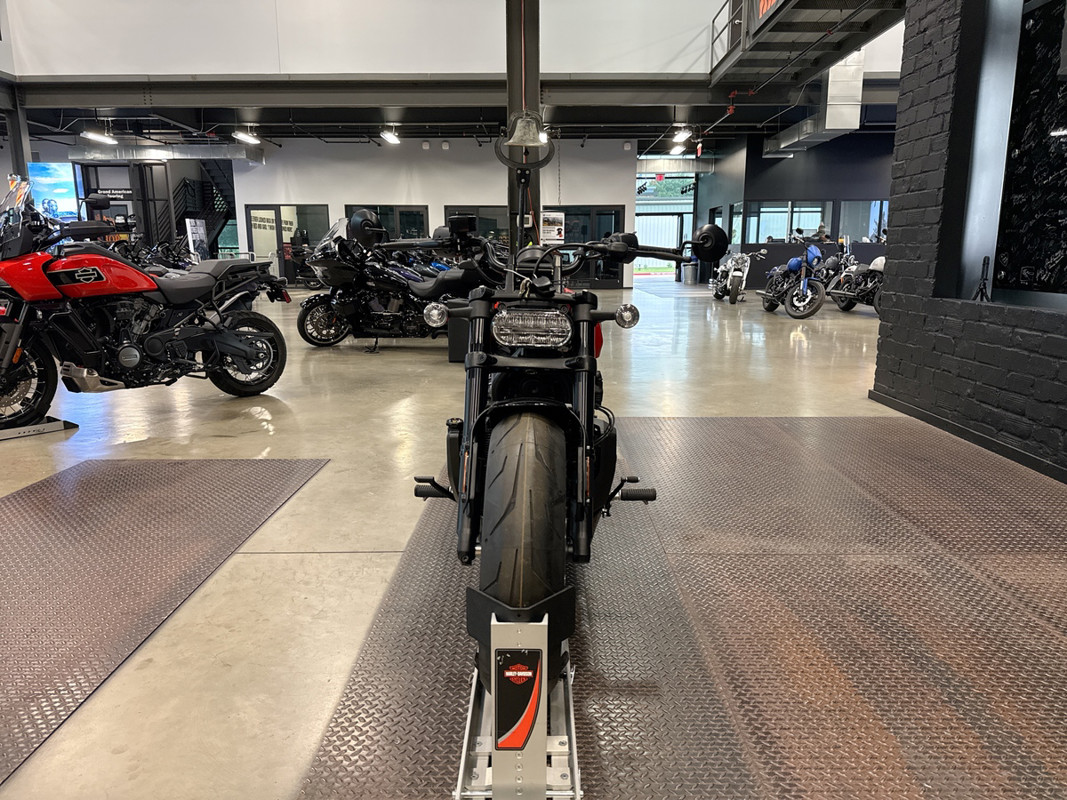 Sportster® S