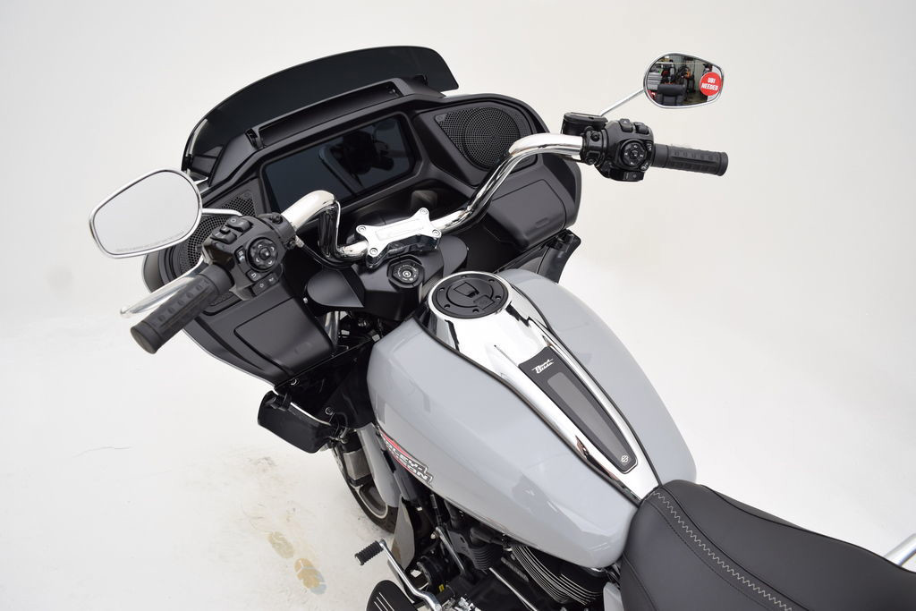 Road Glide®