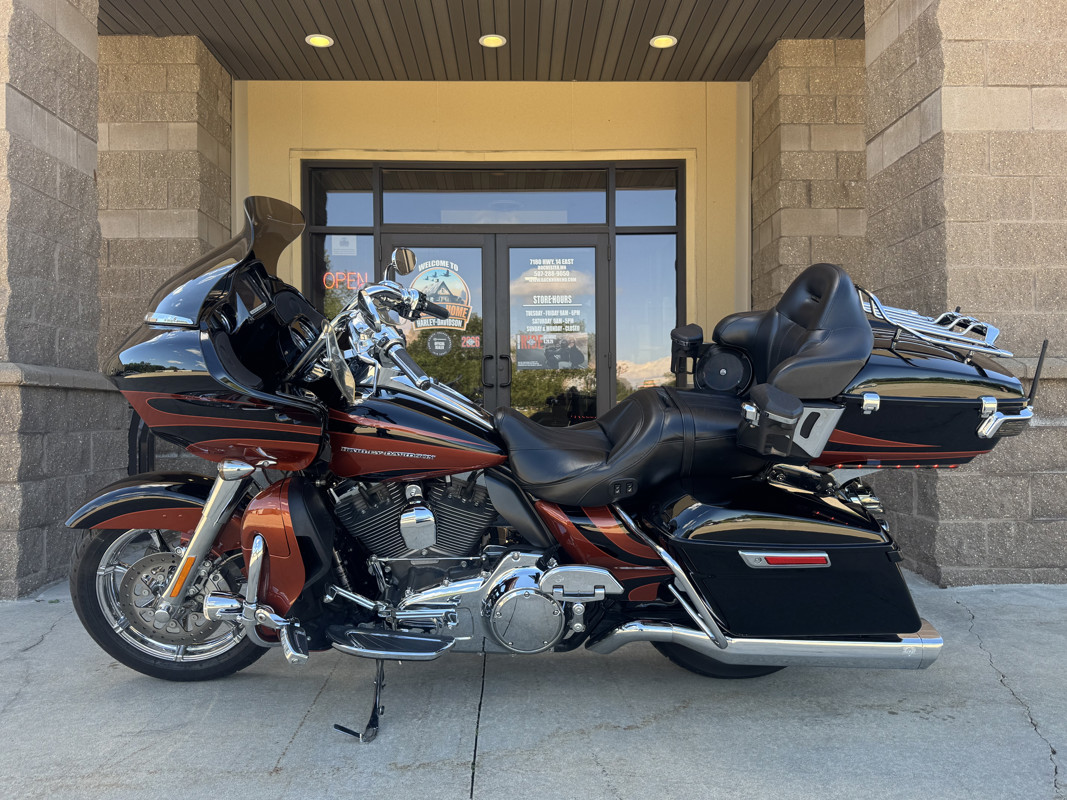 CVO® Road Glide® Ultra