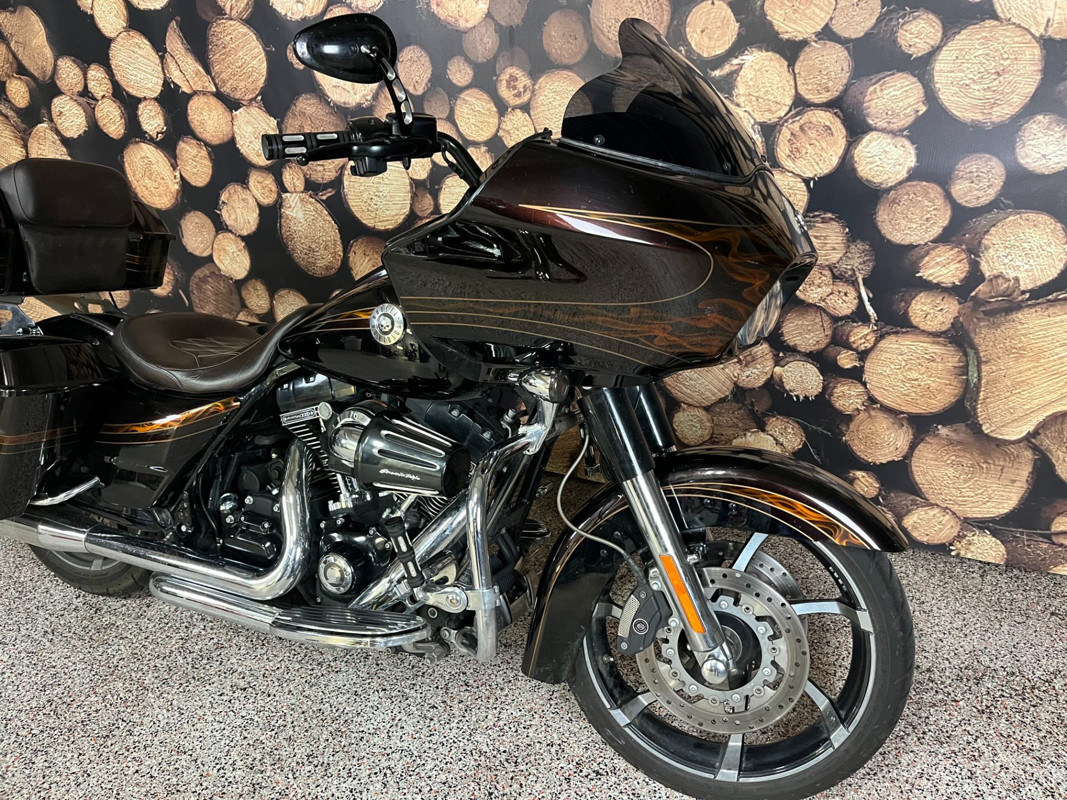 CVO® Road Glide® Custom