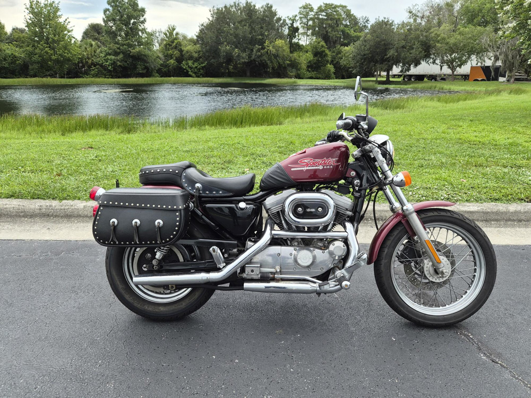 Sportster® 883 Custom