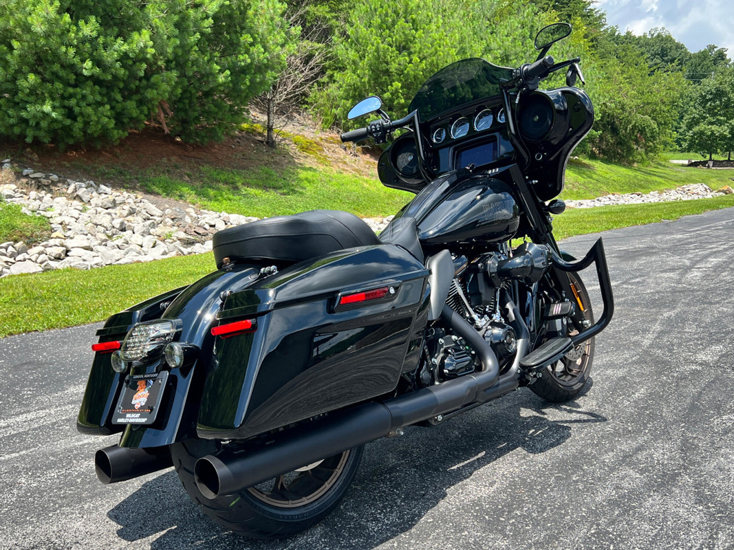 Street Glide® ST