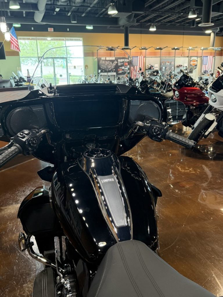 Street Glide® 3 Limited
