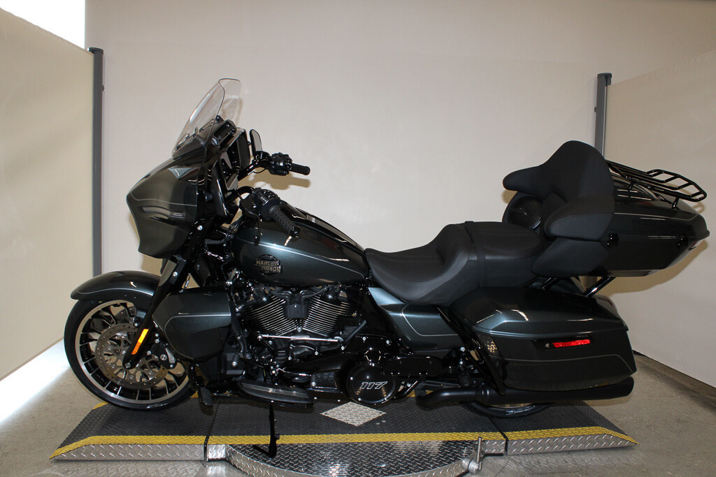 Street Glide® Limited
