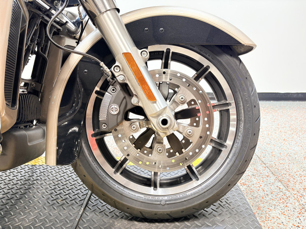Road Glide® Ultra