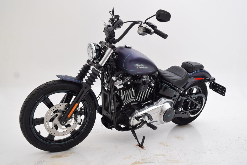 Street Bob®