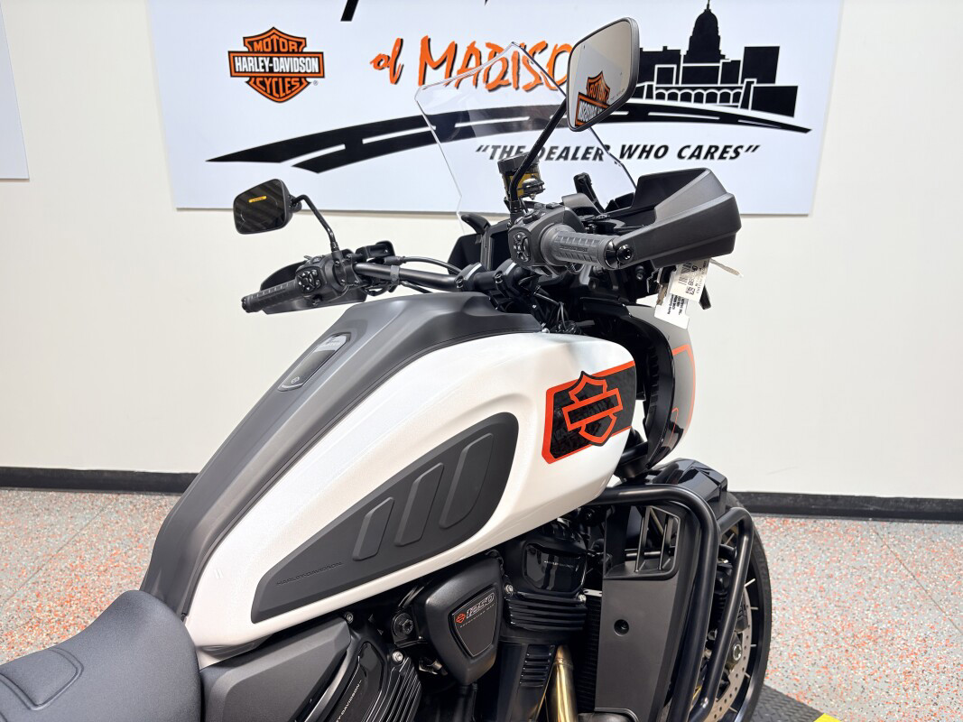 Pan America® 1250 Limited