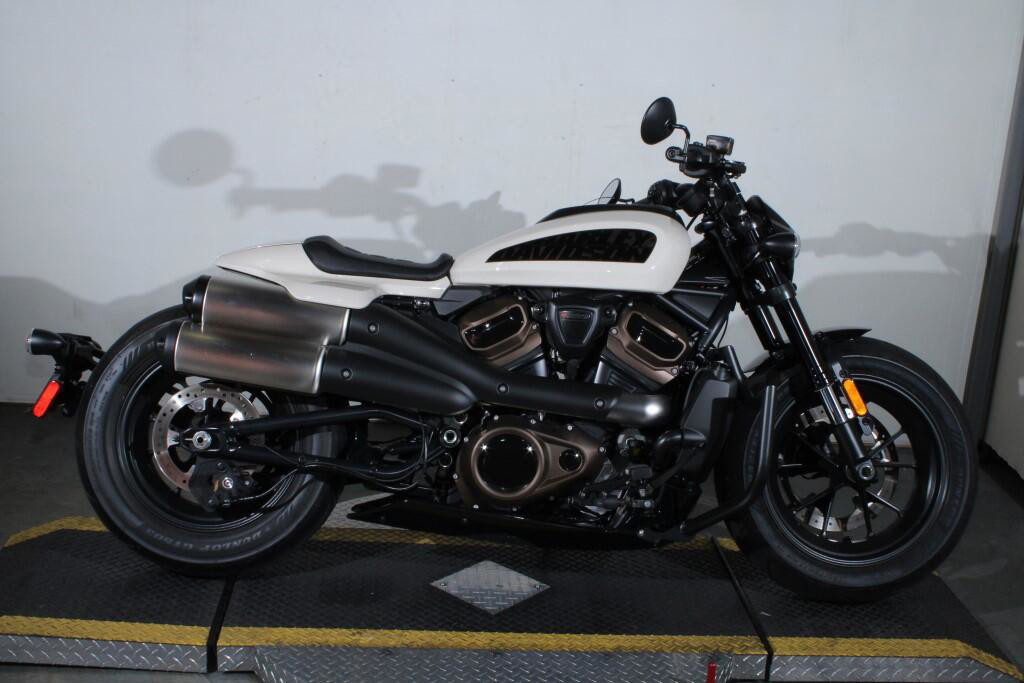 Sportster® S