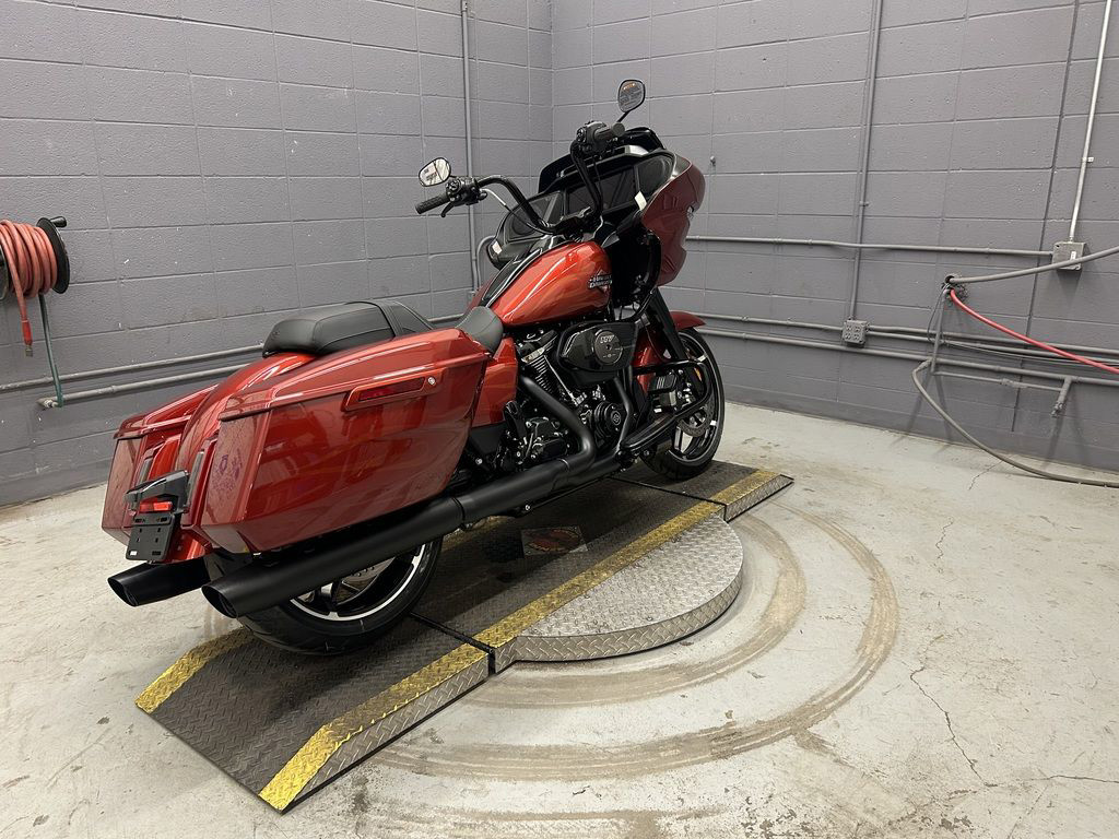 Road Glide®