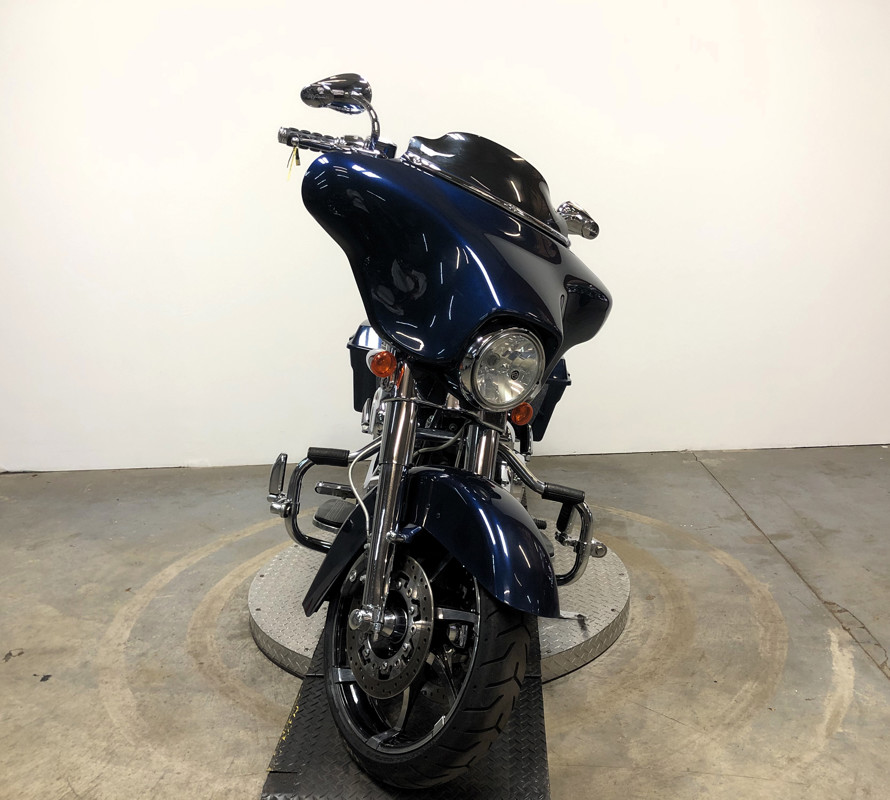 Street Glide®