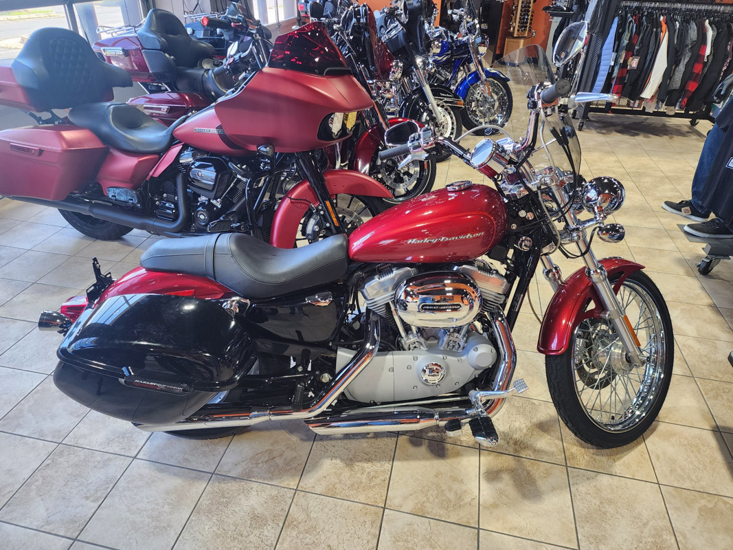 Sportster® 883 Custom
