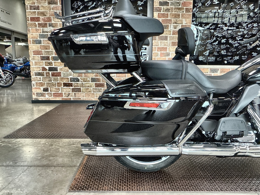Street Glide® Ultra