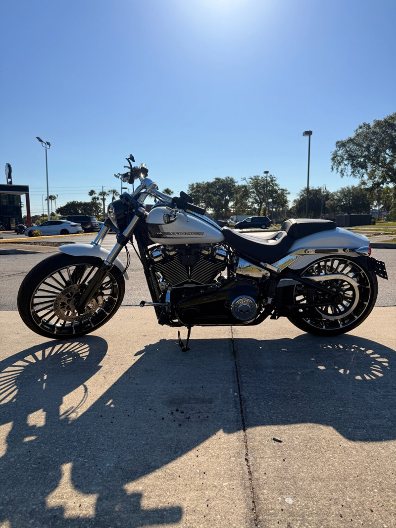 Breakout® 117