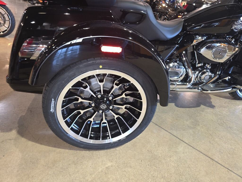 Street Glide® 3 Limited