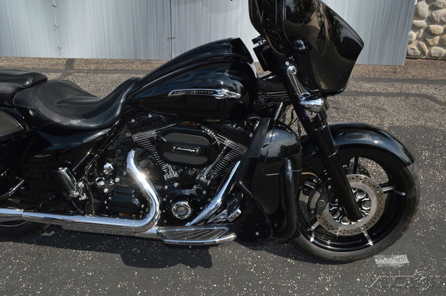 CVO® Street Glide®