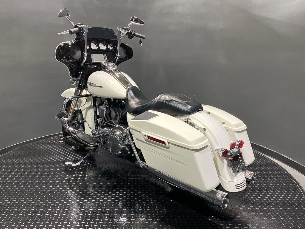 Street Glide® Special