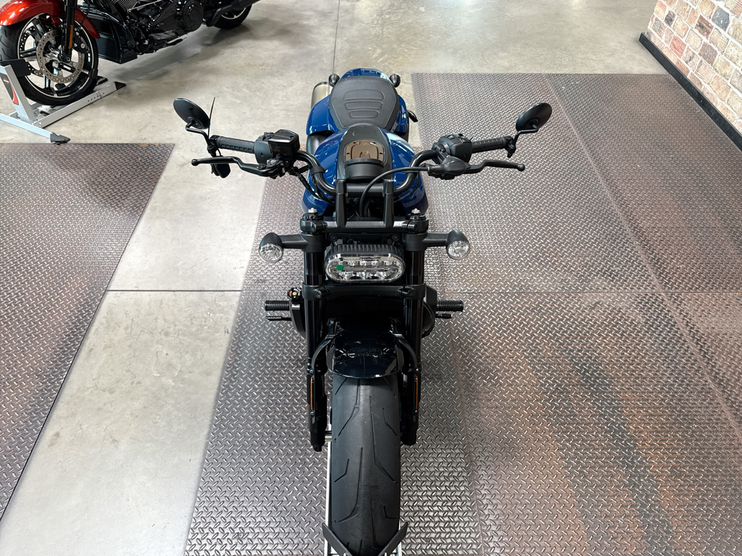 Sportster® S