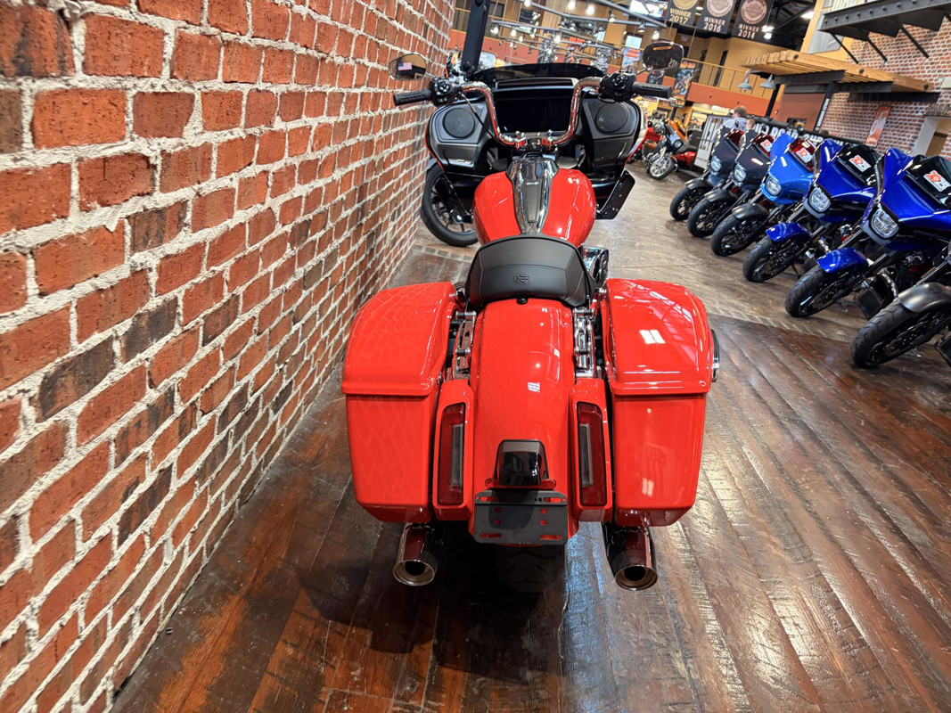 Road Glide®