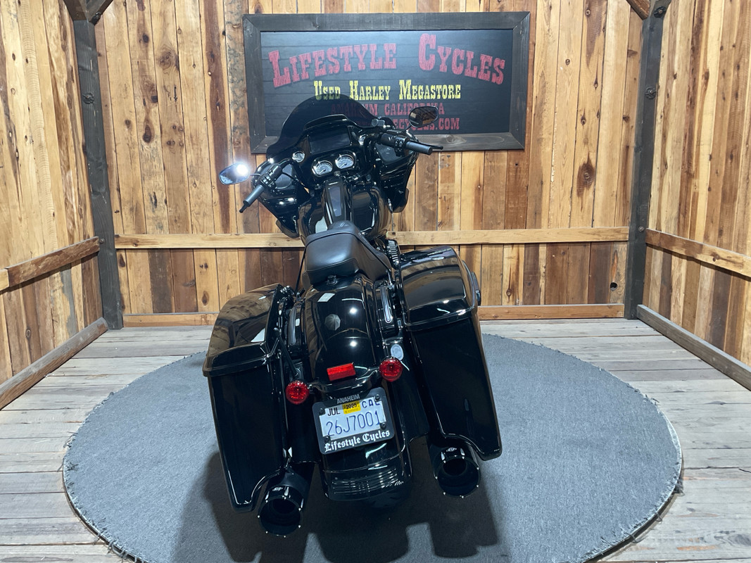 Road Glide®