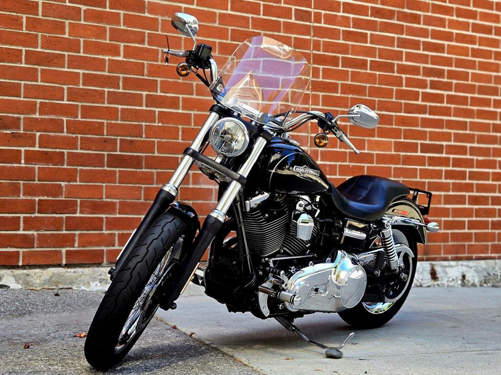 Dyna® Super Glide Custom