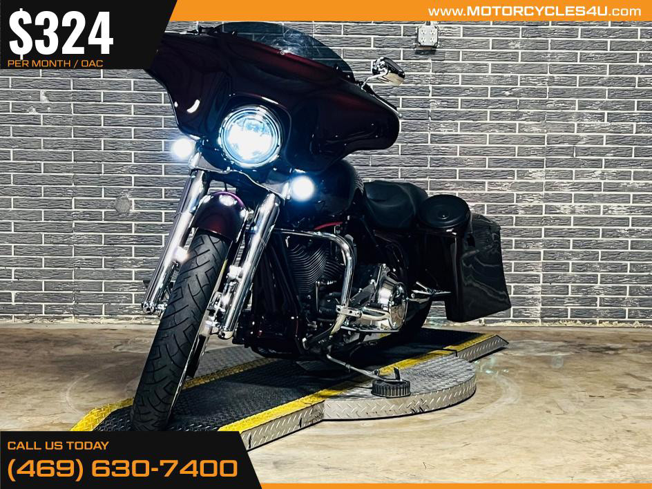 Street Glide®