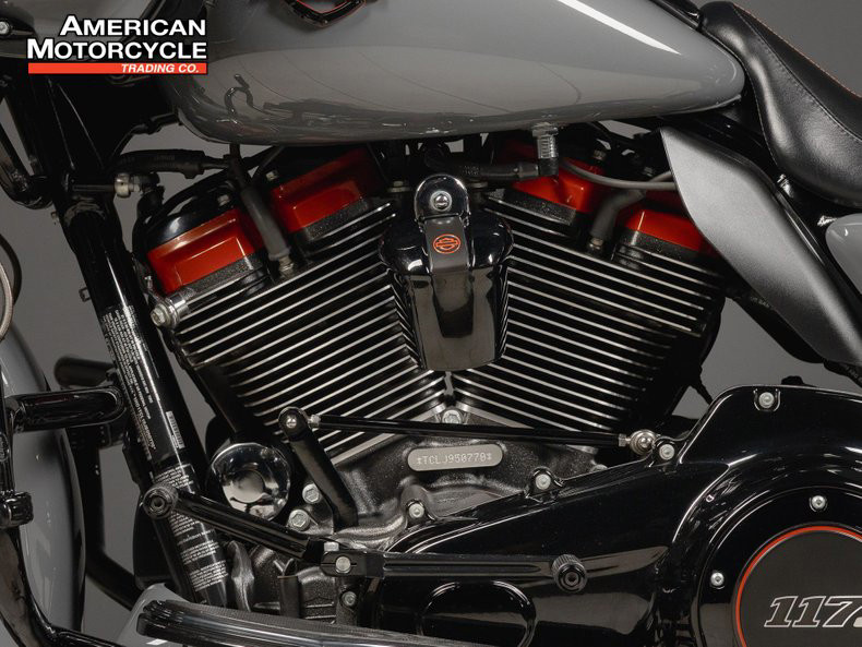CVO® Road Glide®