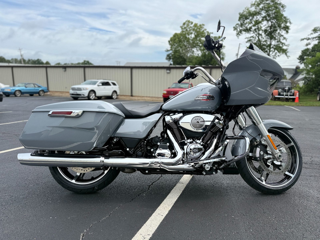 Road Glide®