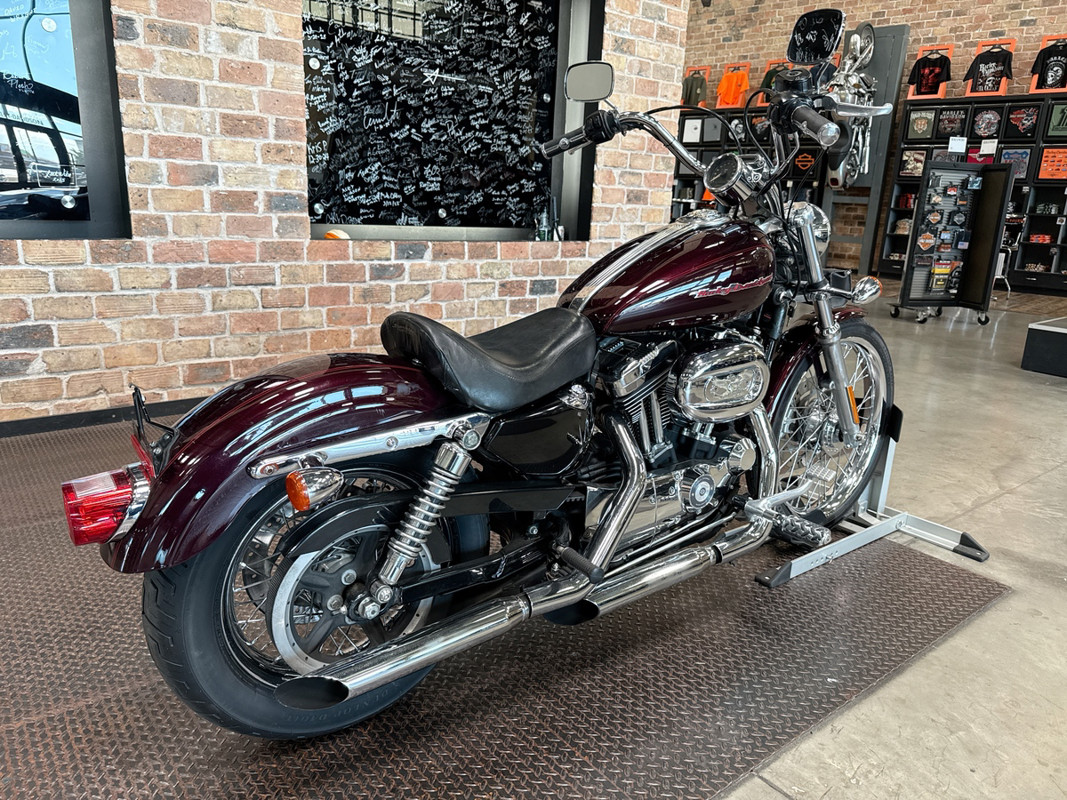 Sportster® 1200 Custom