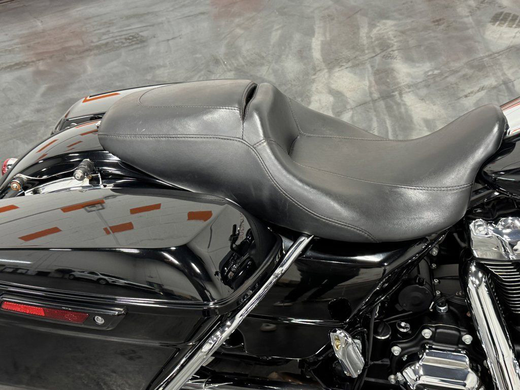 Street Glide® Special