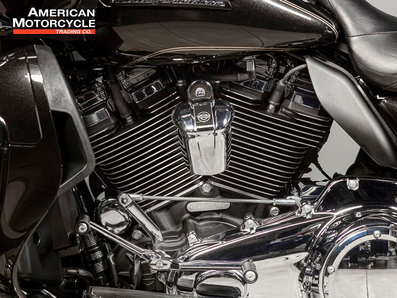 Road Glide® Ultra