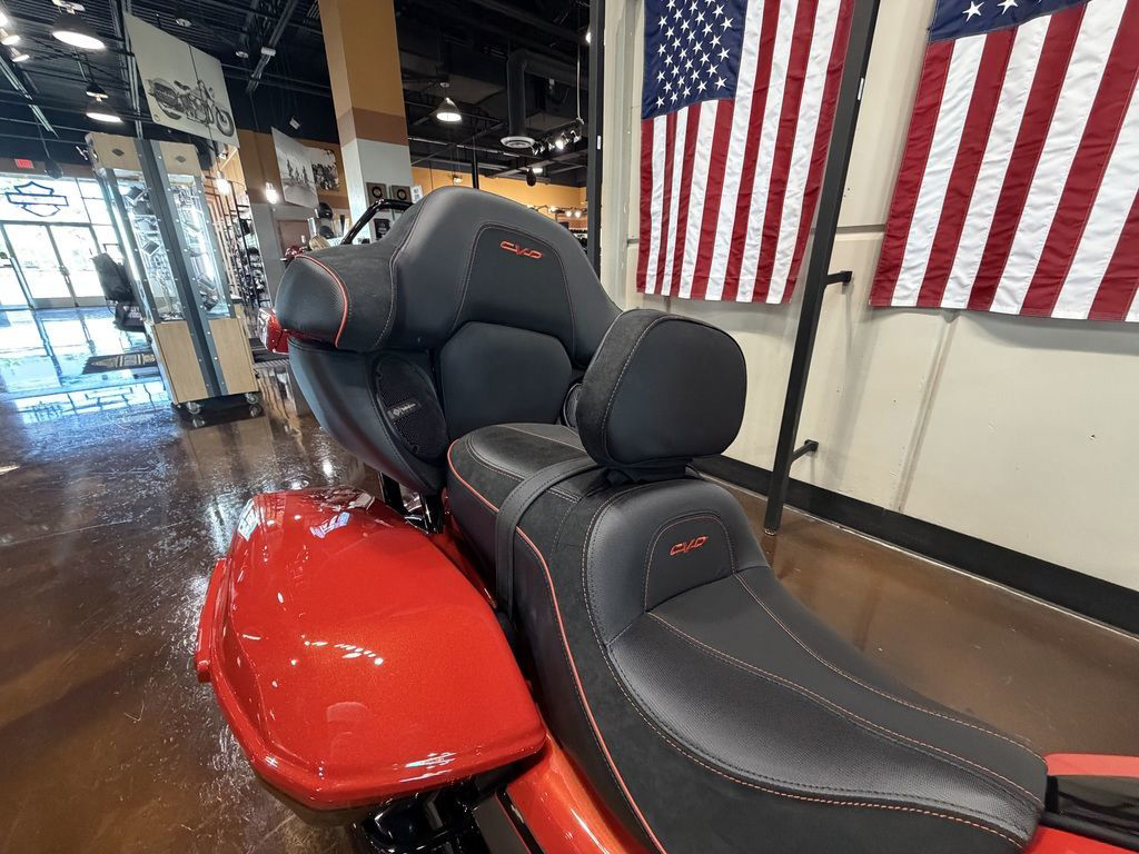 CVO® Street Glide® Limited