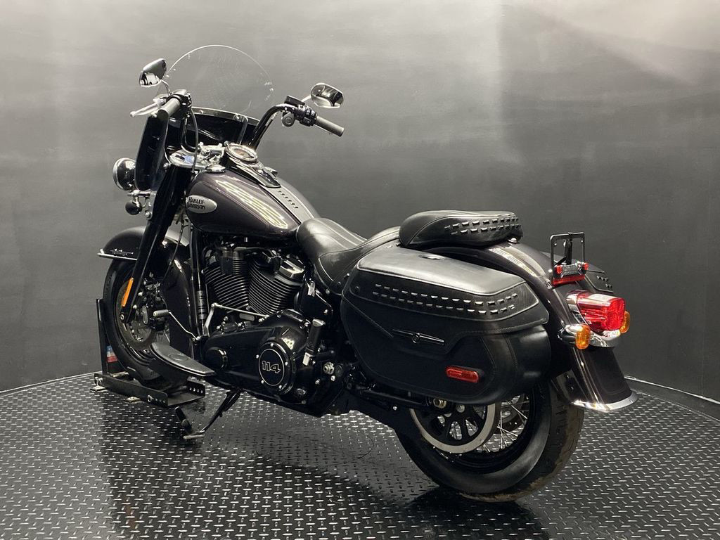 Heritage Classic 114