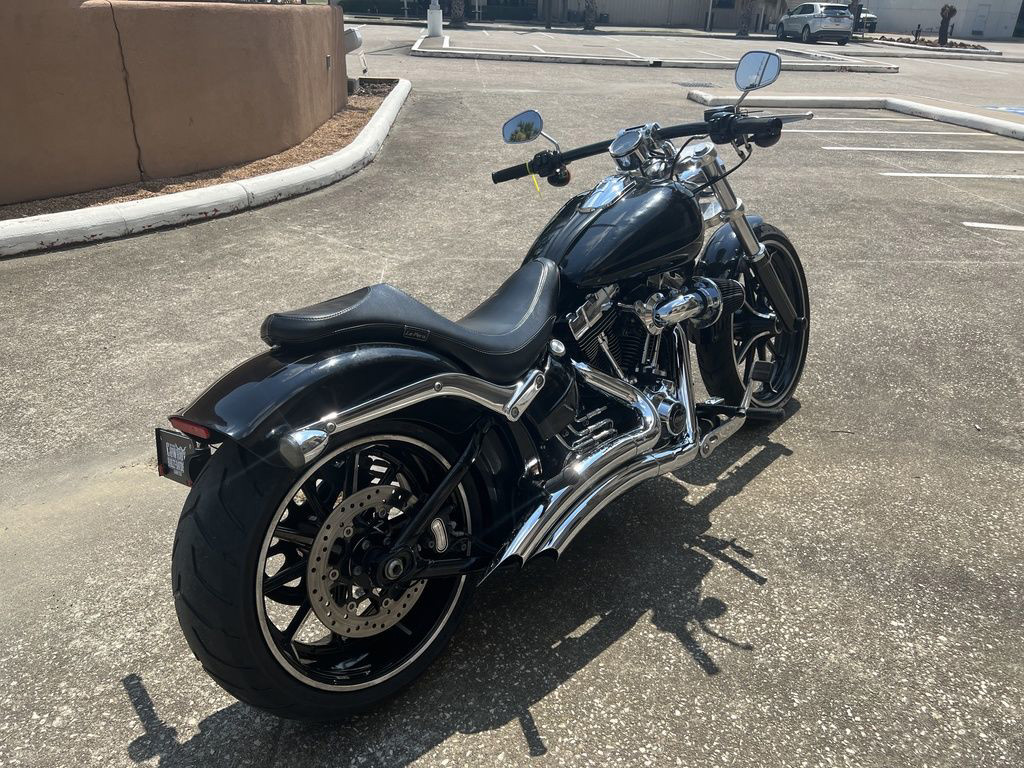 Softail® Breakout®