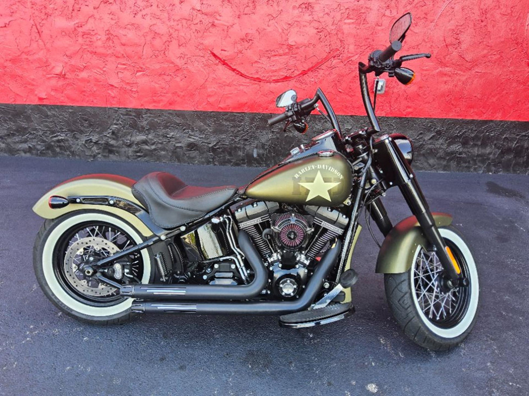Softail® Slim® S