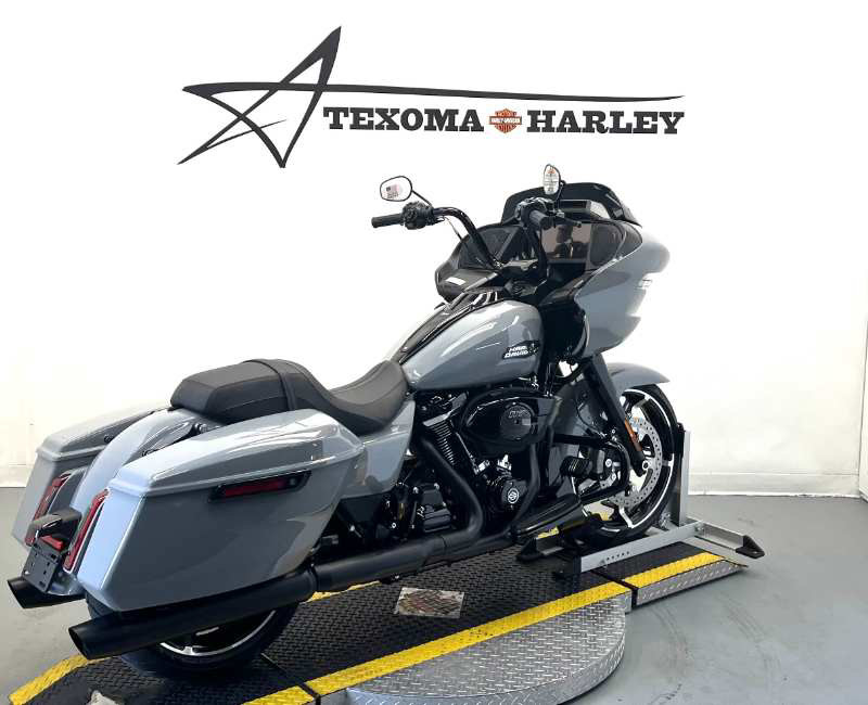 Road Glide®
