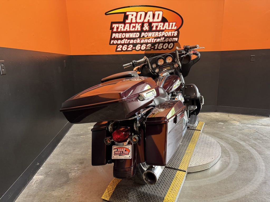Street Glide®