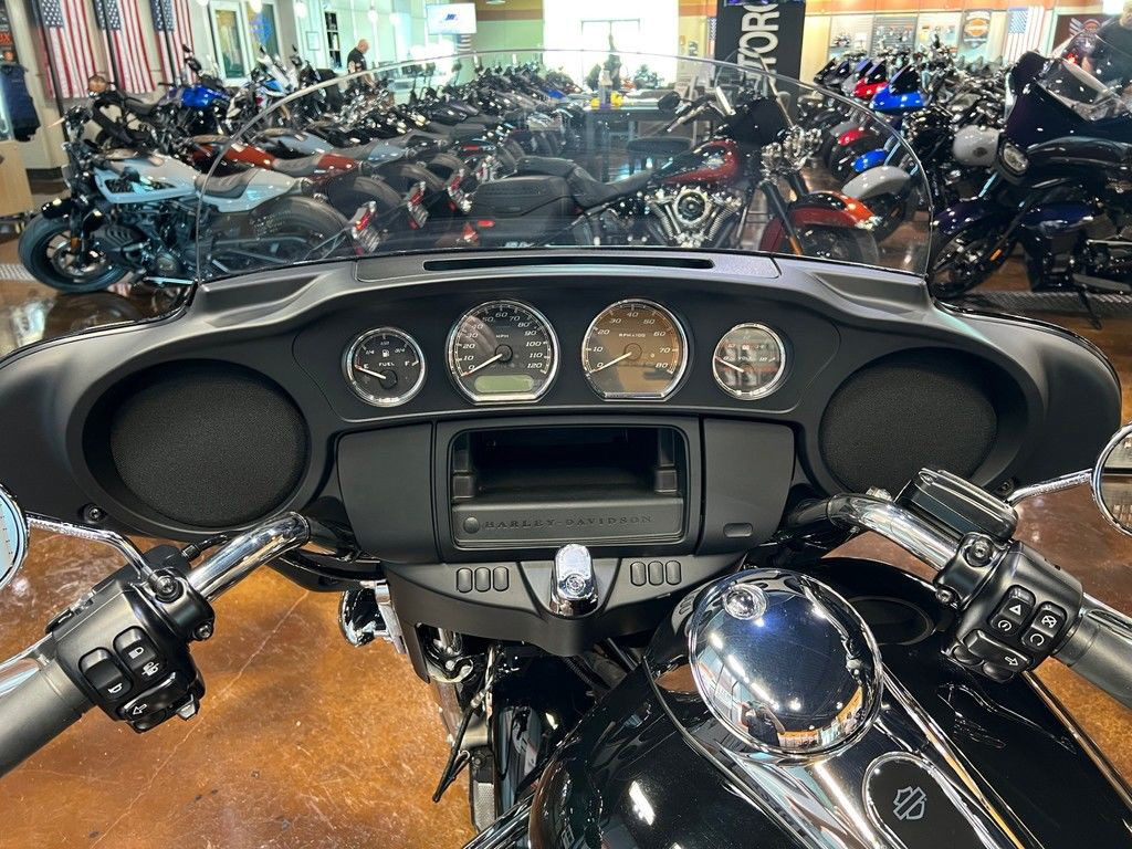 Electra Glide® Standard