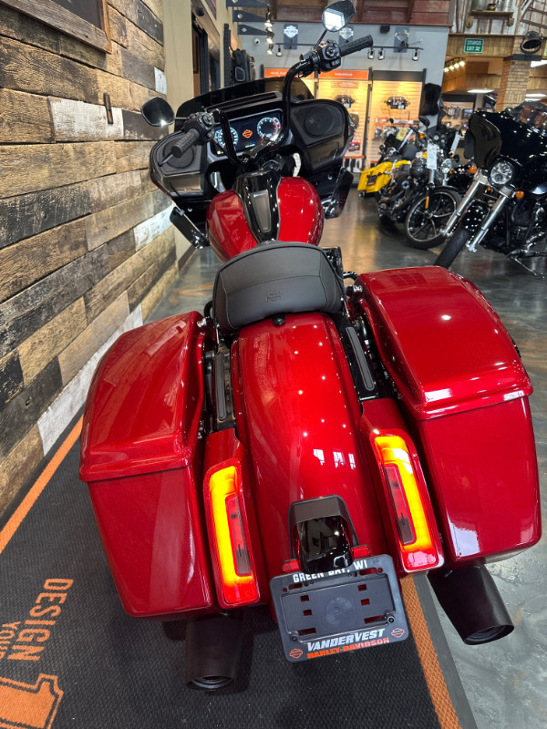 Road Glide®
