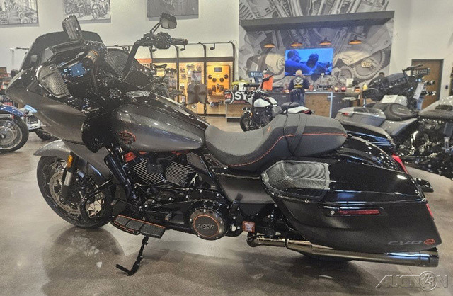 CVO® Road Glide®