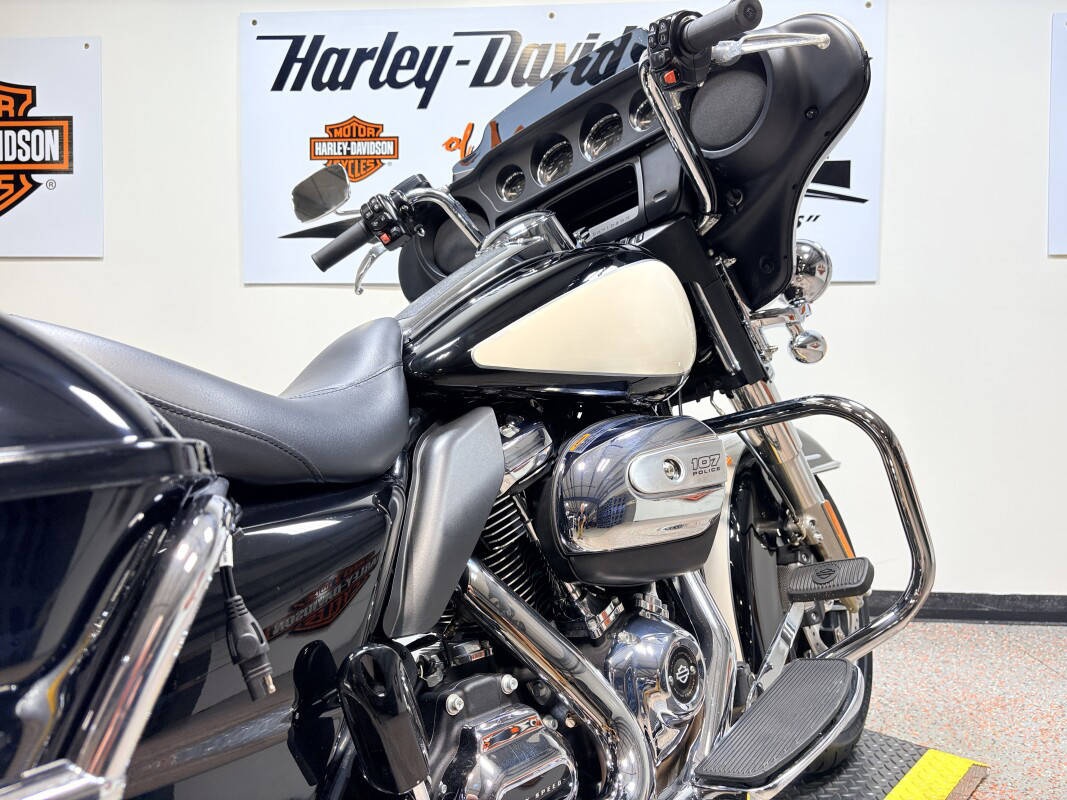 Electra Glide® Police