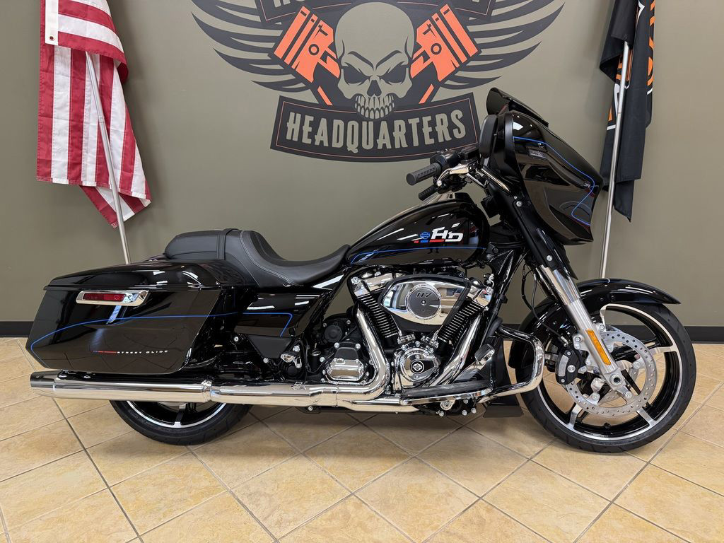 Street Glide®