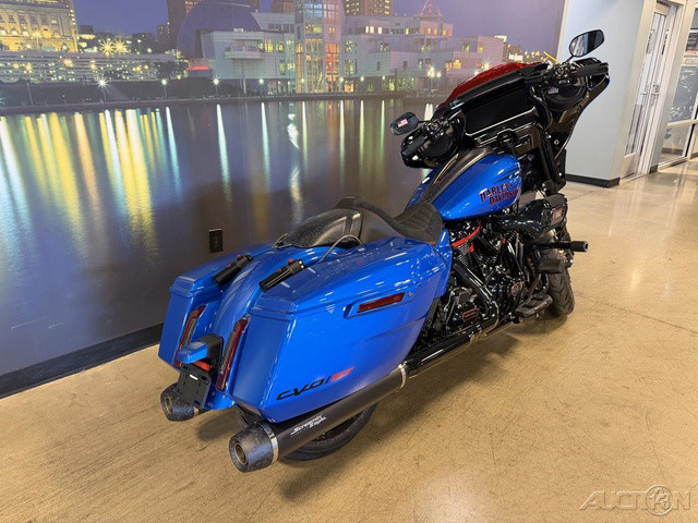 CVO® Street Glide® ST