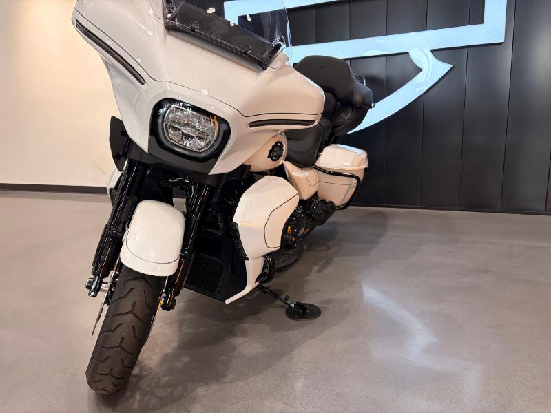 Street Glide® Limited