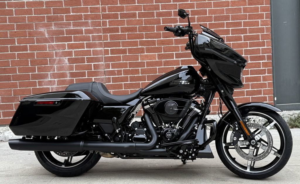 Street Glide®