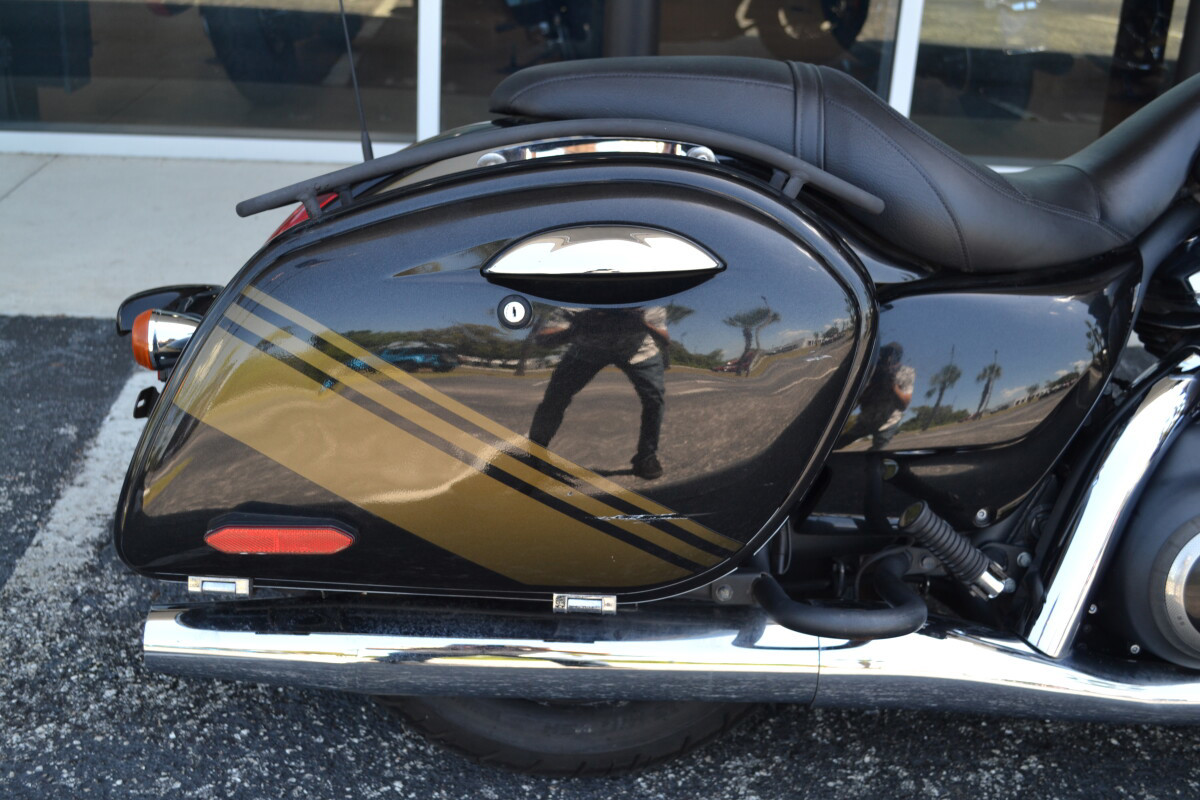 Vulcan® 1700 Vaquero® ABS