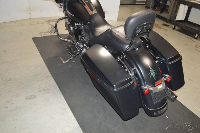 Street Glide® Special