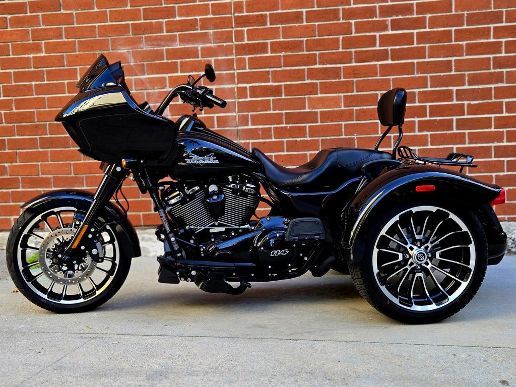 Road Glide® 3